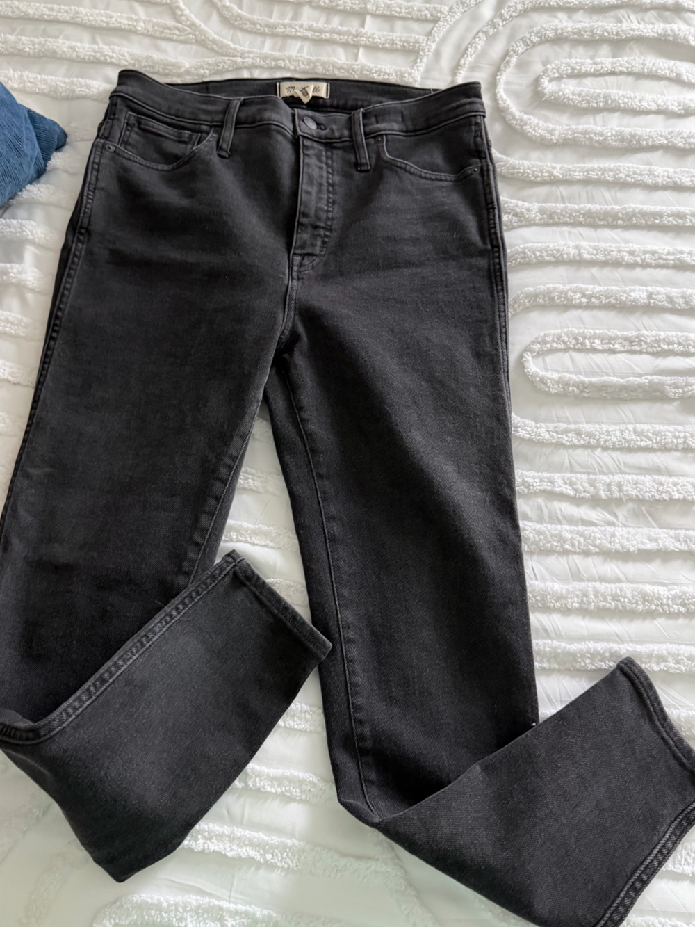 Madewell Black Skinny Jeans - Picture 2 of 11